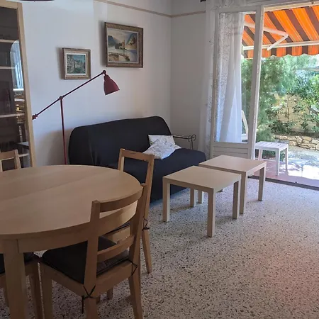 T3 Renove A 60m De La Avec Terrasse, Jardin Et Parking Clos - Fr-1-797-28 Apartment