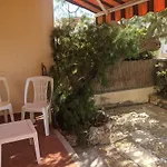 Διαμέρισμα T3 Renove A 60m De La Avec Terrasse, Jardin Et Parking Clos - Fr-1-797-28 *