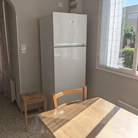 Apartmán T3 Renove A 60m De La Avec Terrasse, Jardin Et Parking Clos - Fr-1-797-28 *